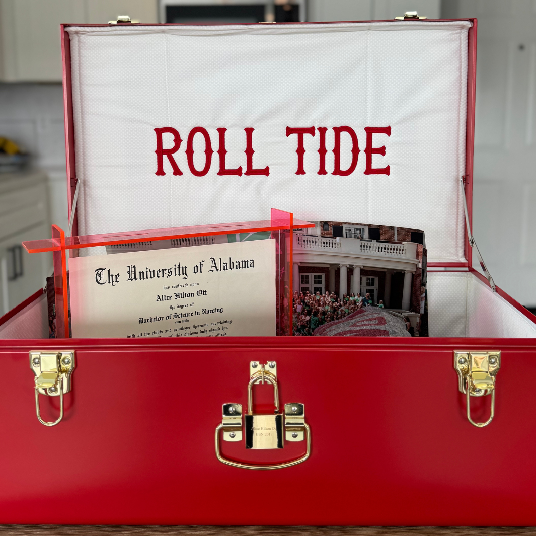 Petite Collegiate Trunk