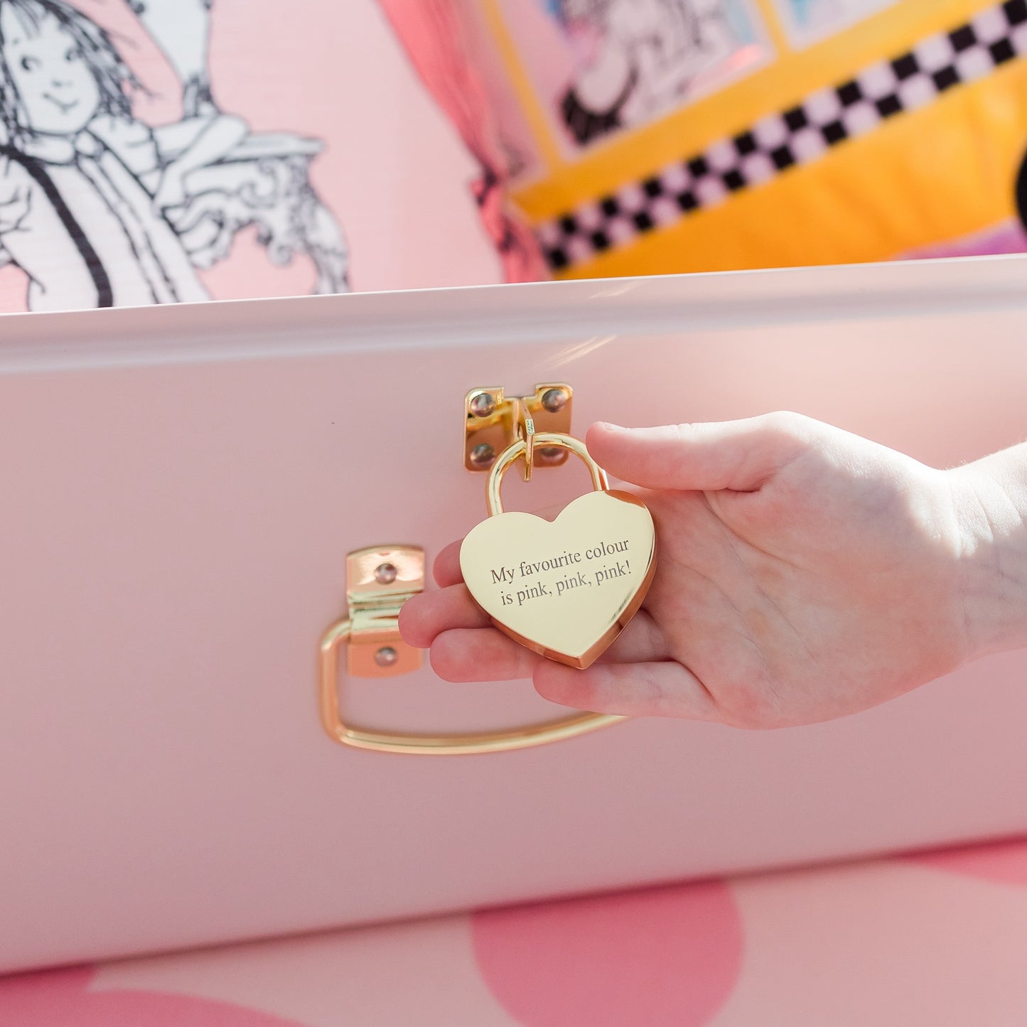 Eloise x Petite Keep Petite Logo Trunk