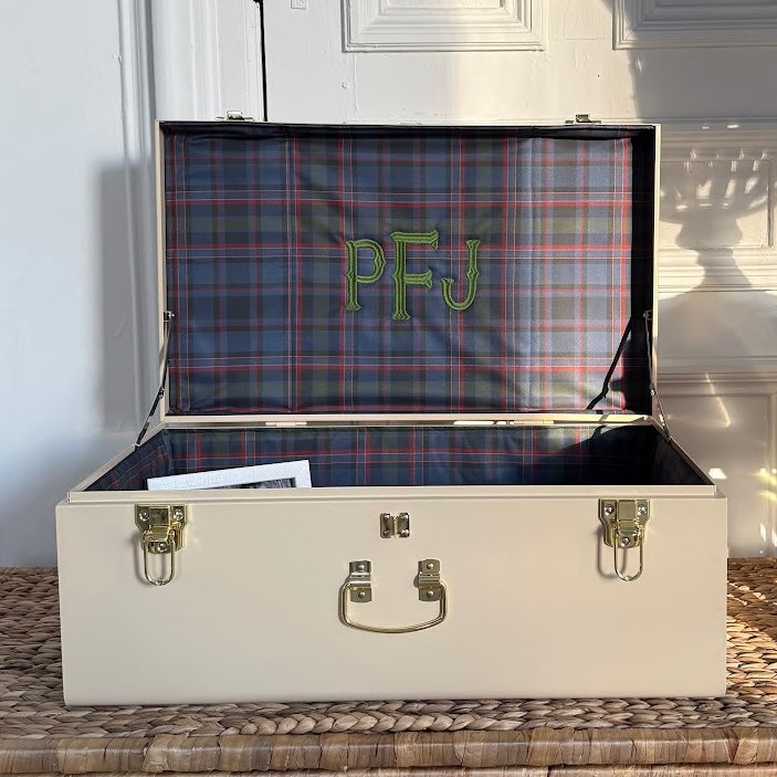 Grand Groom Trunk | Petite Keep