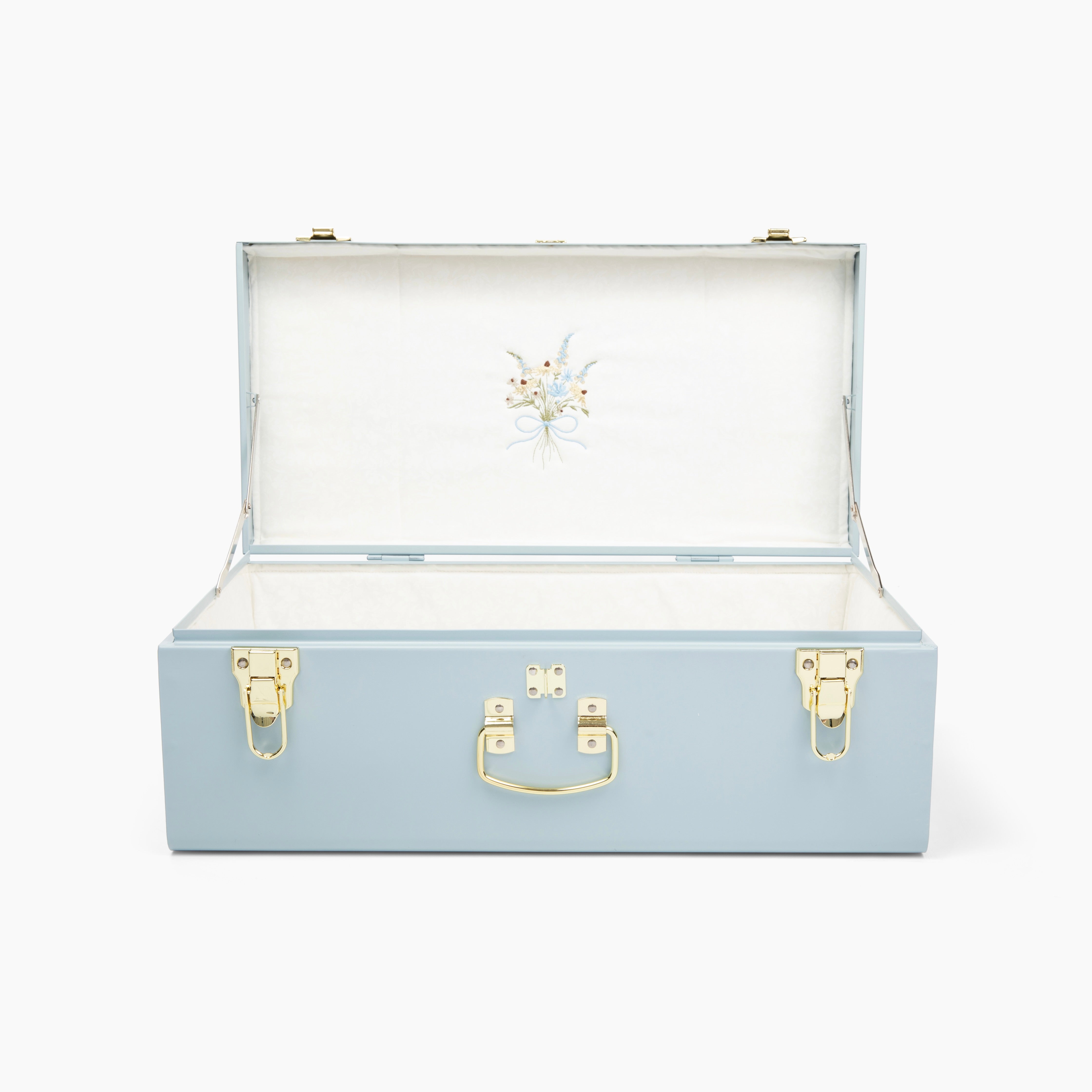 Quick Ship Bouquet Petite Bridal Trunk