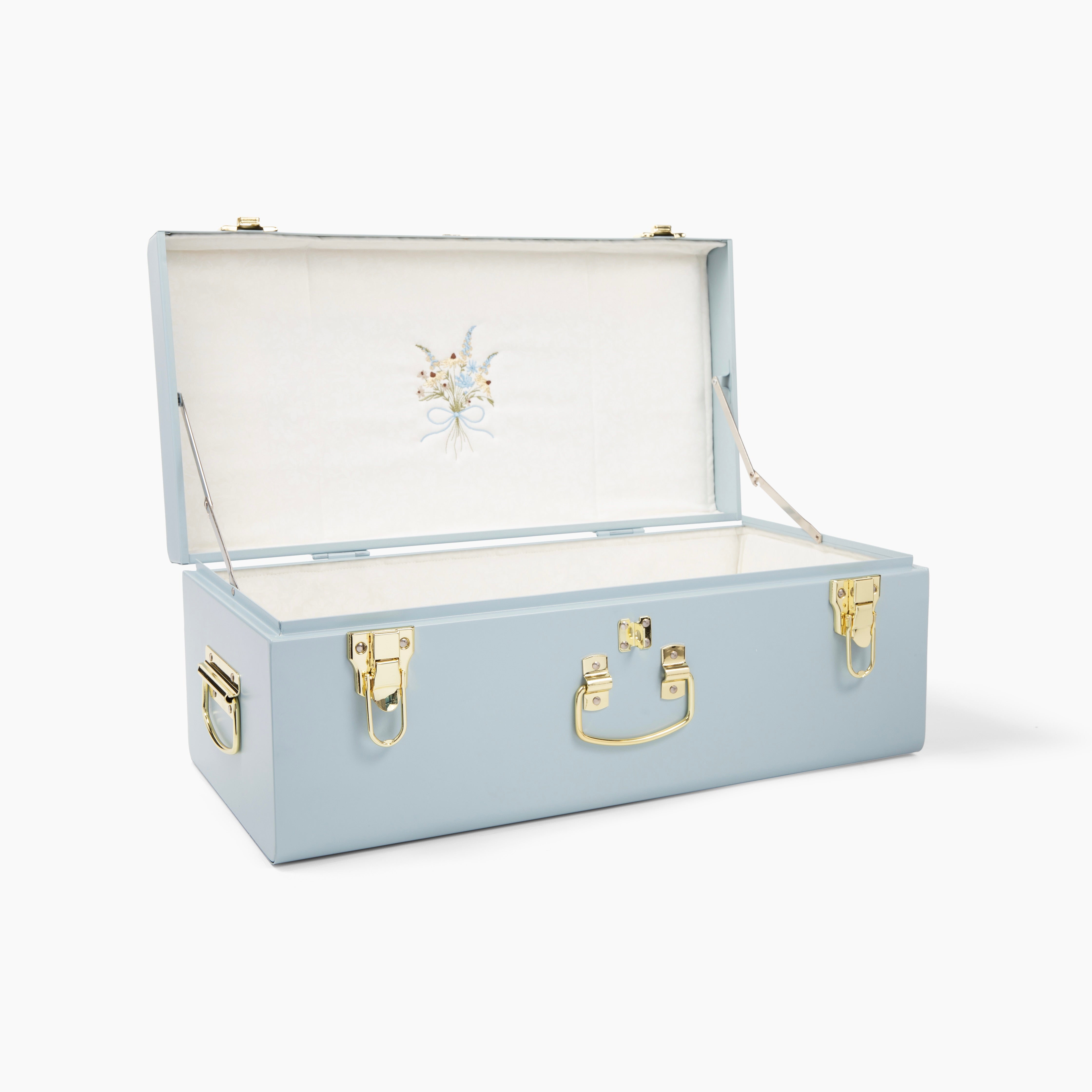 Quick Ship Bouquet Petite Bridal Trunk