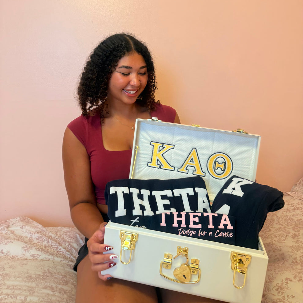 Kappa Alpha Theta Trunk