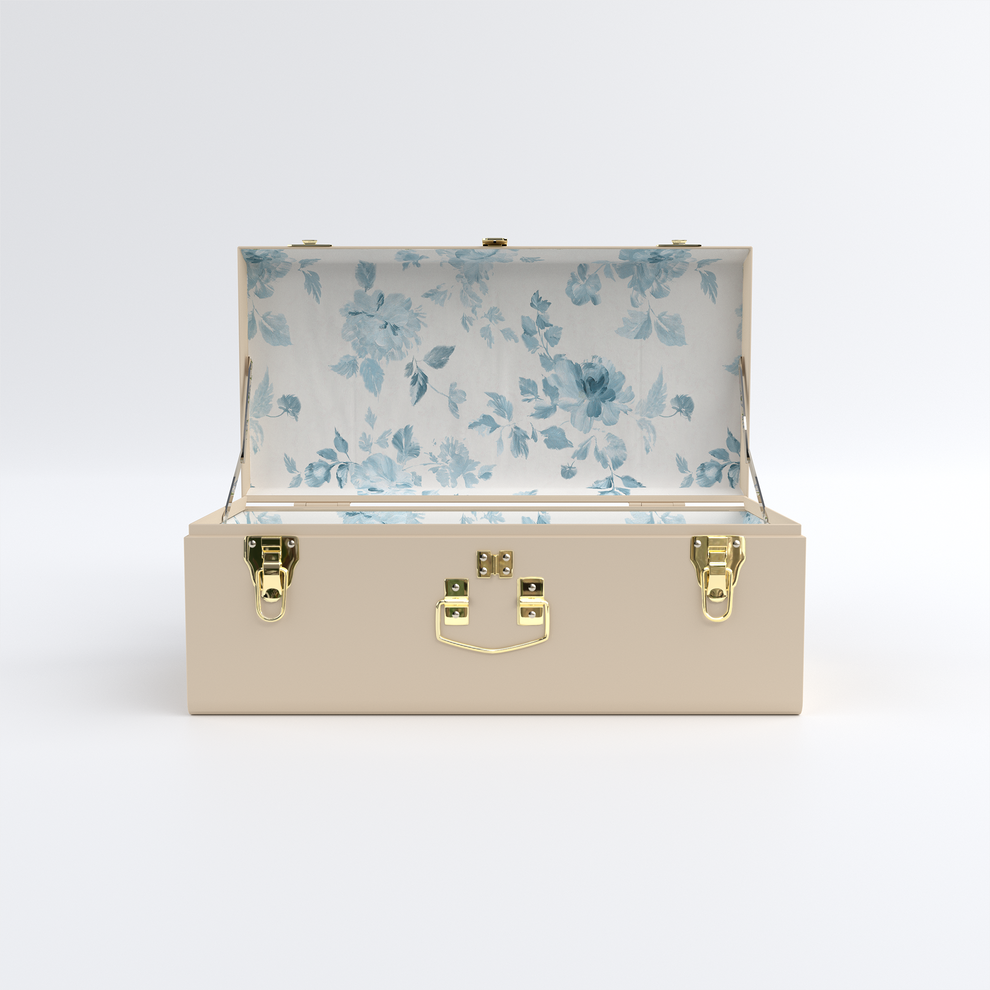 The Graduation Petite Trunk