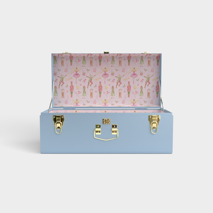 2025 Petite Holiday Trunk
