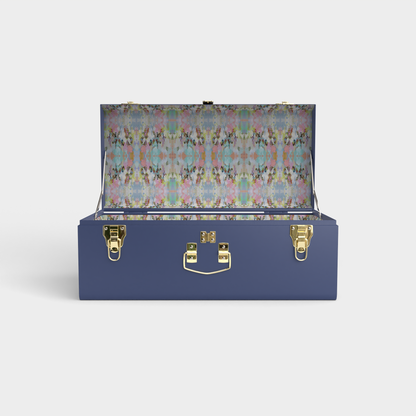 Laura Park x Petite Keep Petite Trunk