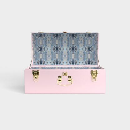 Laura Park x Petite Keep Petite Trunk