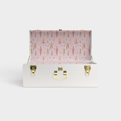 2025 Petite Holiday Trunk