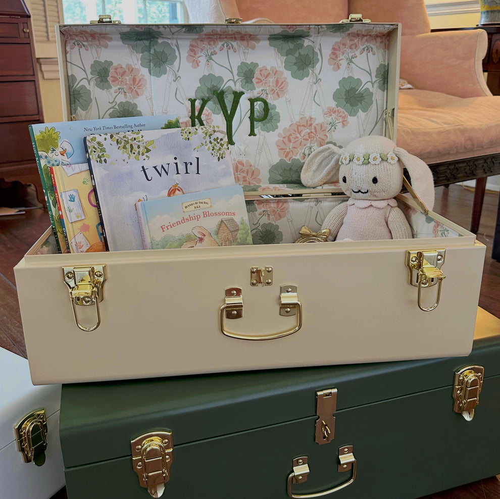 Tastemaker Petite Trunk