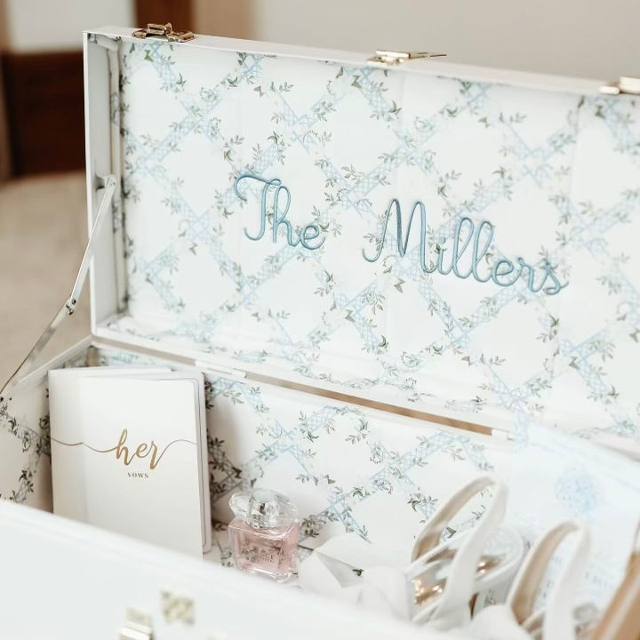 Petite Bridal Trunk